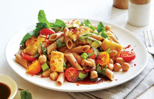 Haloumi pasta salad